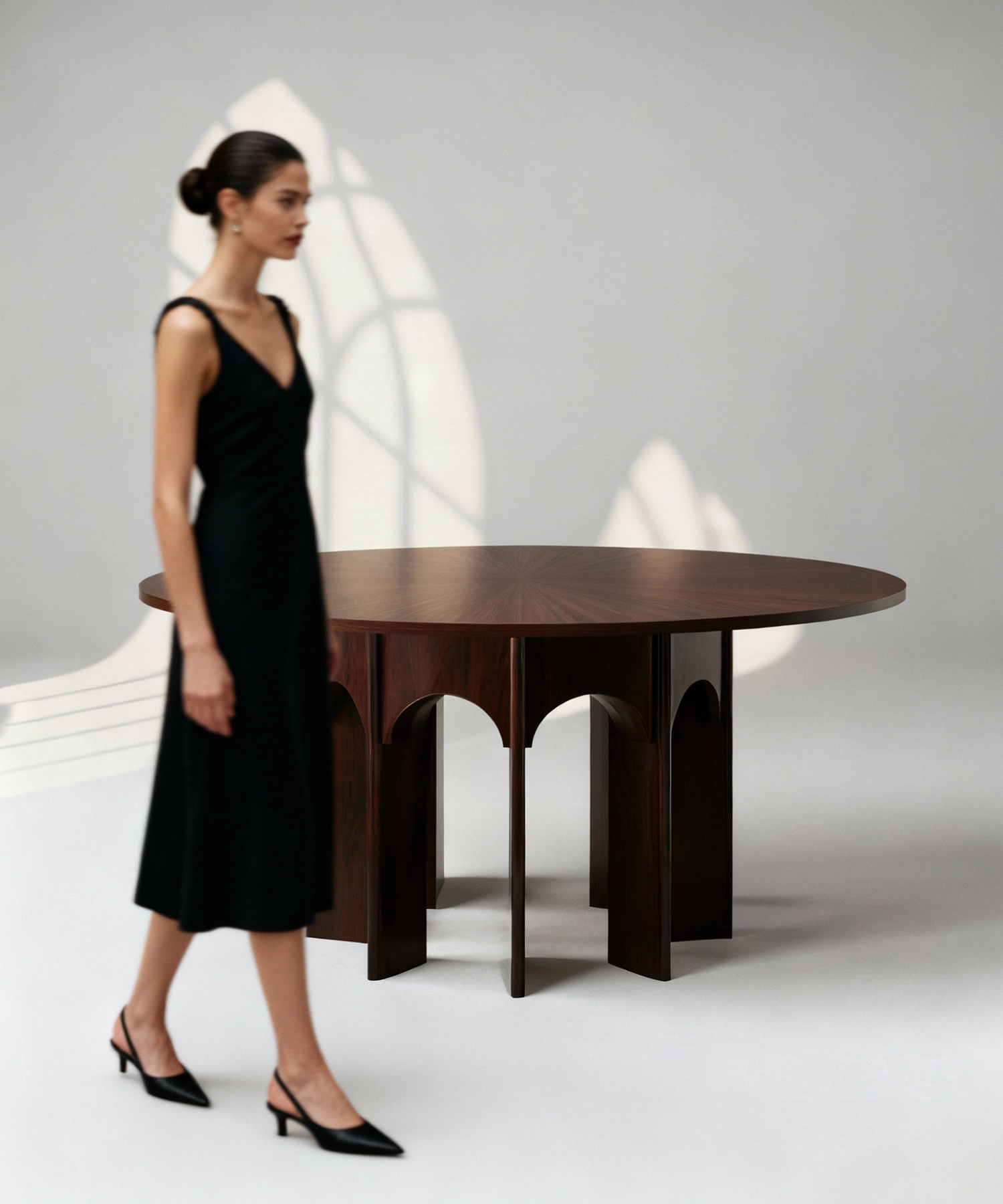 Arco Tavola Dining Table by BOLLU