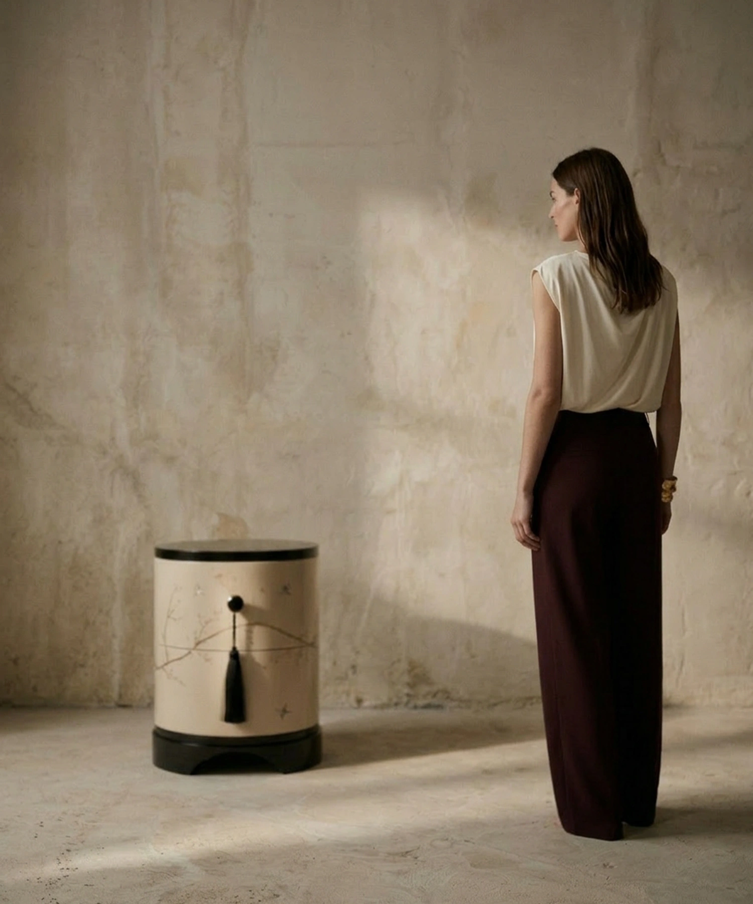 Hikari Cabinet by BOLLU