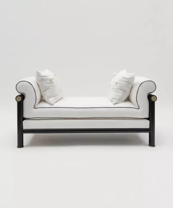 Lamb Daybed by BOLLU